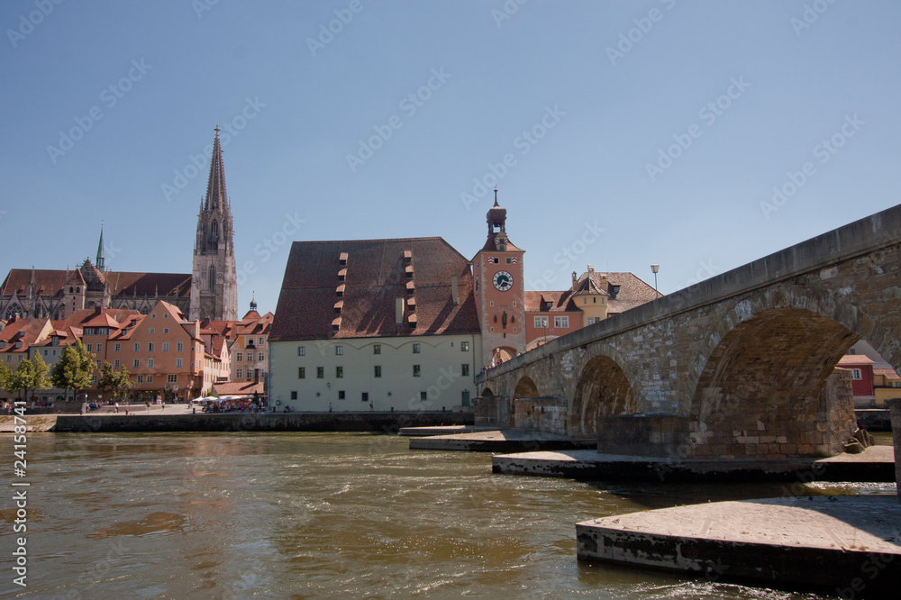 Regensburg, Dom, Salzstadel, Steinerne Brücke, Donau