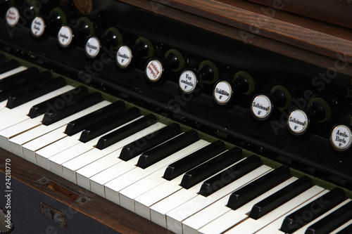 Wallpaper Mural Klavierorgel Torontodigital.ca