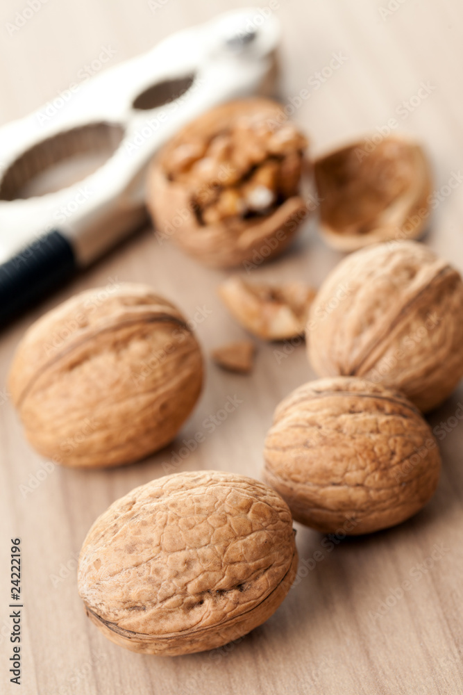 walnuts walnuts