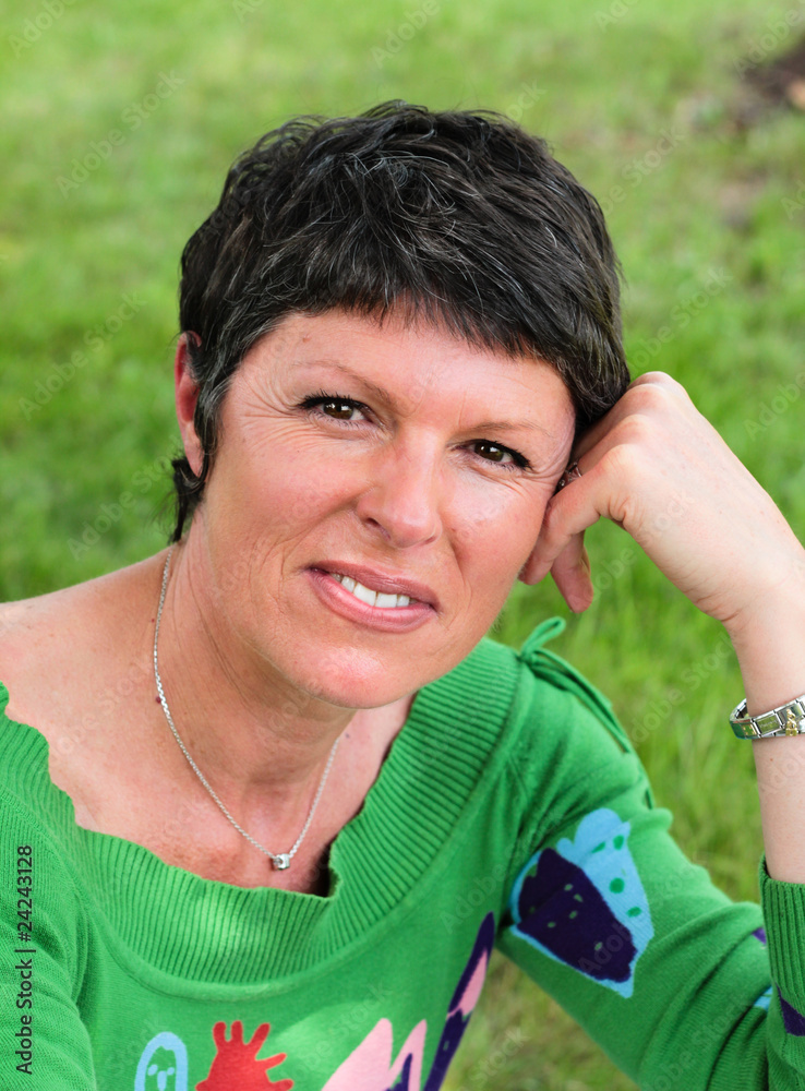 femme de 50 ans épanouie Photos Adobe Stock