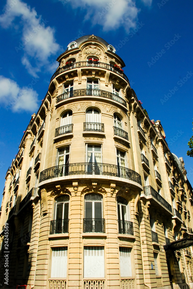 beautiful house in Paris