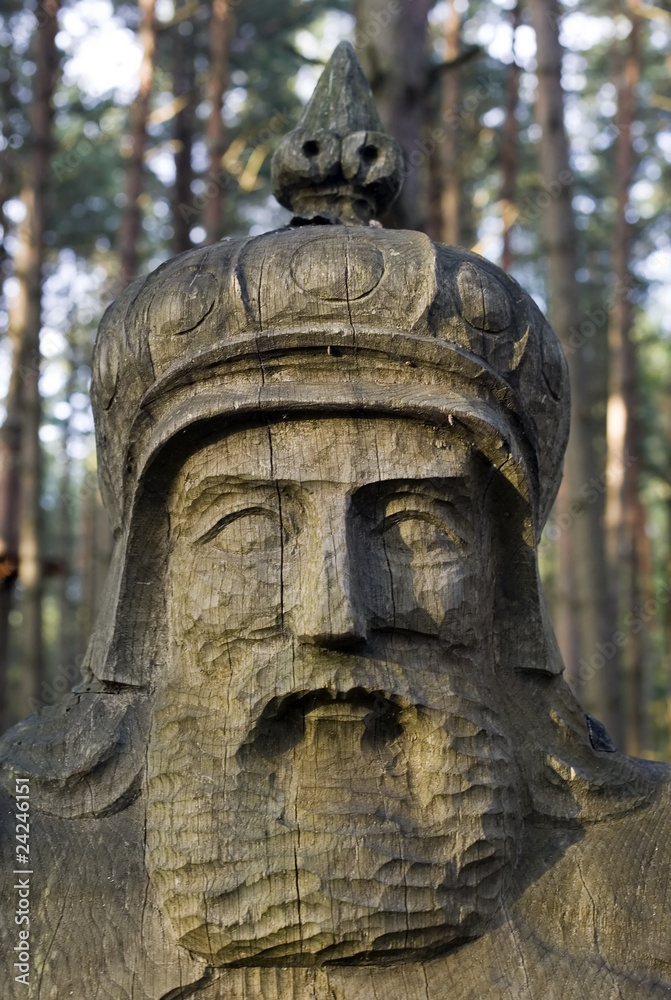 Wooden monument of king