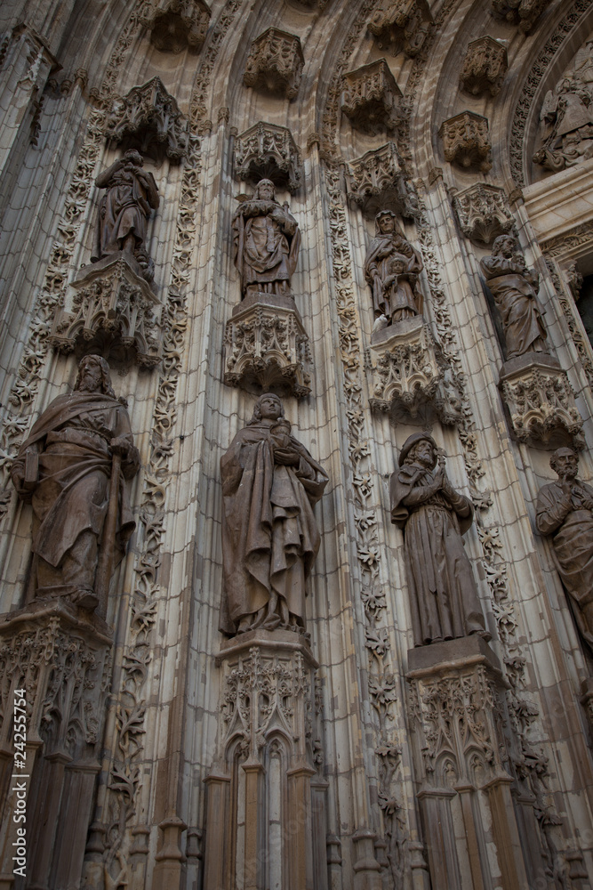 Detalle puerta Catedral de Sevilla