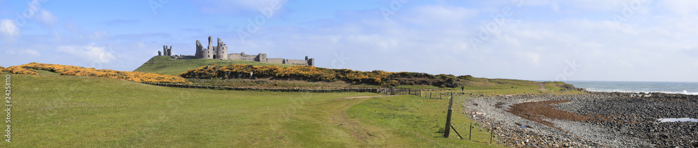 Dunstanburgh castle northumberland coast
