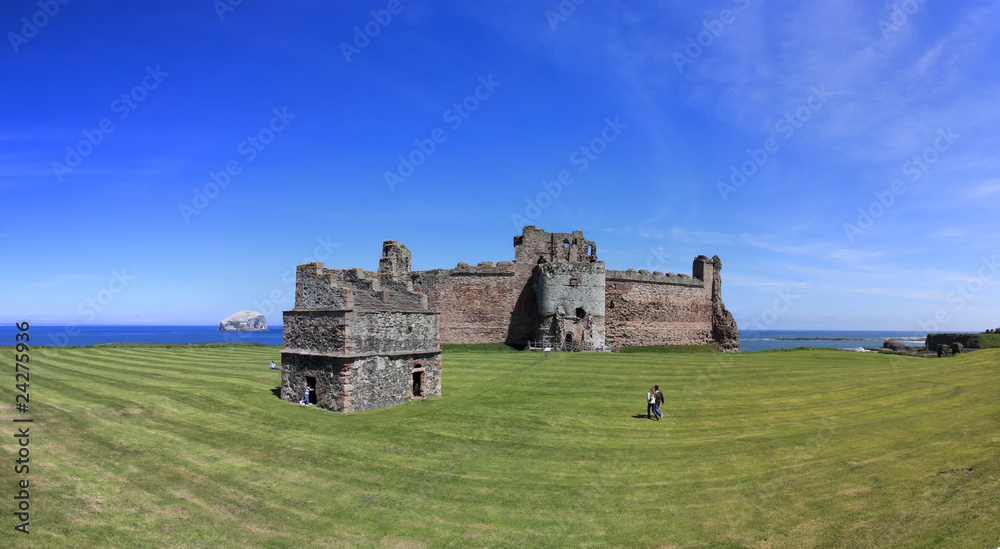 tantallon castle bass rock scotland