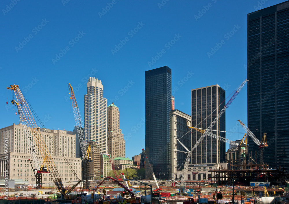 Φωτογραφία New York Skyline with ground zero construction work
