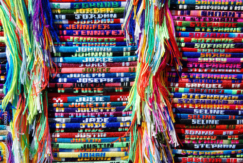 Bracelets brésiliens multicolores