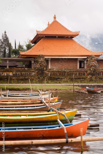 Candikuning - colored boats and house roof