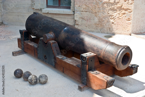 Historical cannon