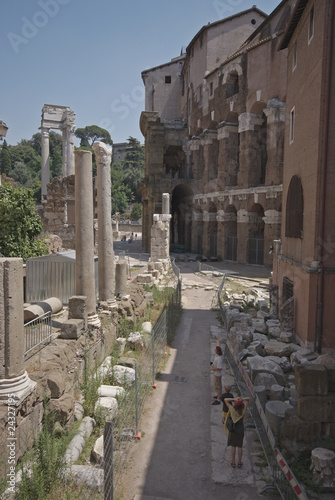 Roma, il teatro di Marcello e il tempio di Apollo photo