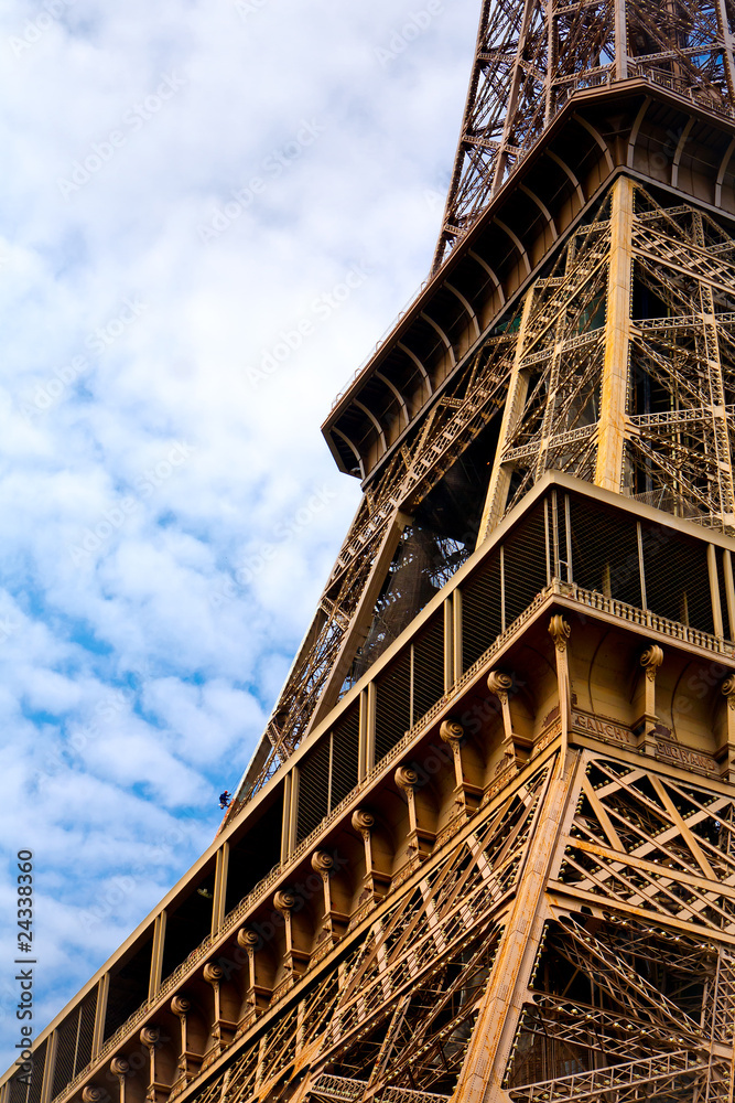 Obraz premium Eiffel Tower renovation