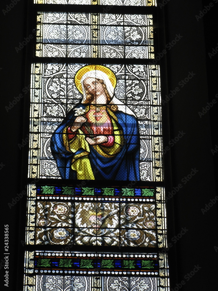 Fototapeta premium Kirchenfenster in Krummau, Tschechische Republik, Europa