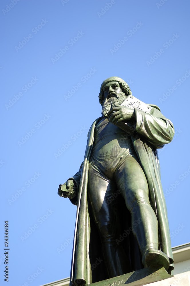 Mainz Statue of Johannes Gutenberg Mainz Statue of Johannes Gutenberg