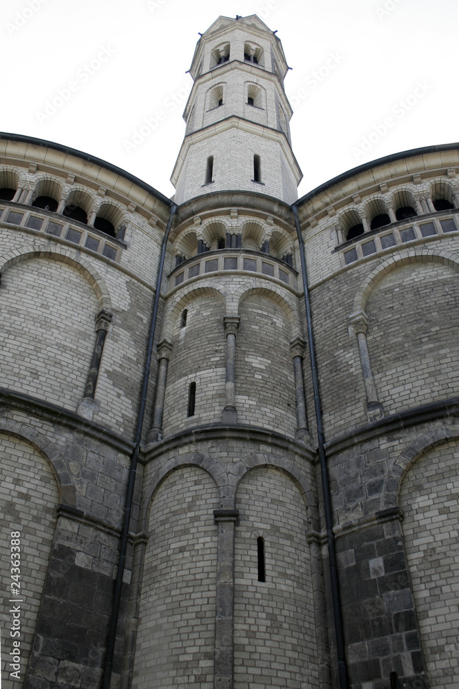 Turm der Apostelnkirche in Köln