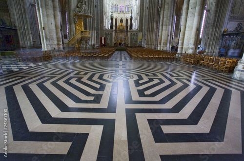 france; amiens; cathédrale : labyrinthe