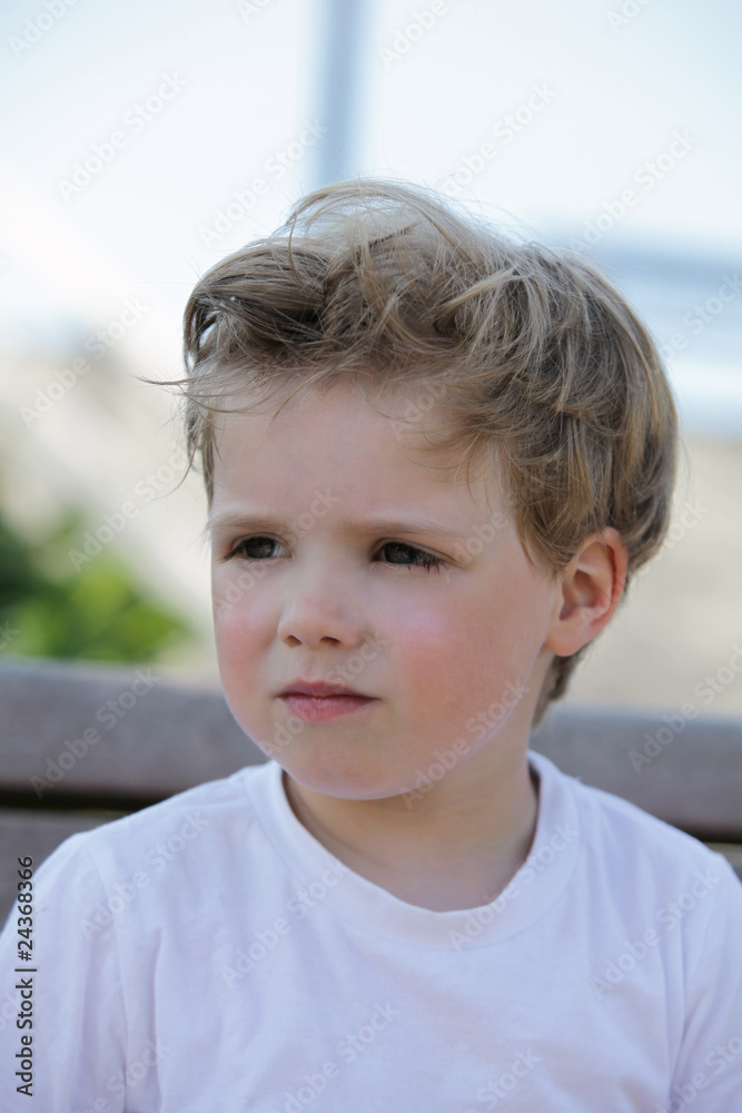 Kleiner Junge Kleiner Junge