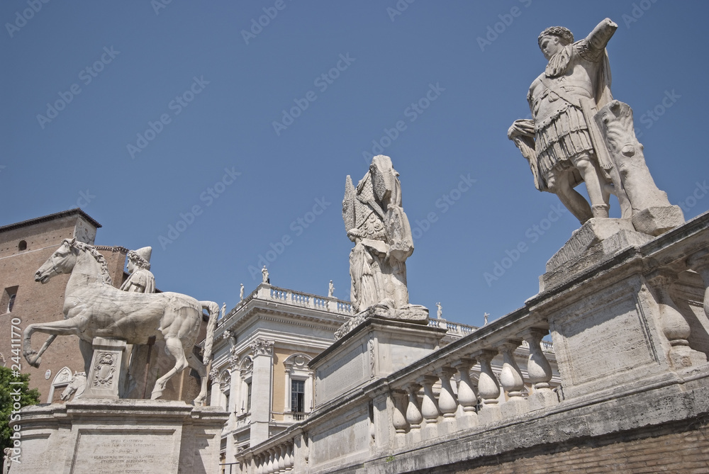 Roma, Campidoglio, i Dioscuri e la statua di Costantino