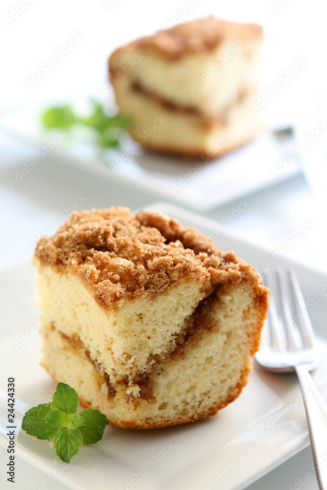 Cinnamon Crumble Cake