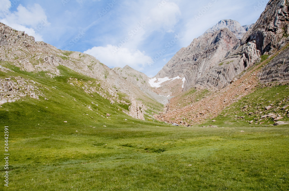 Pirineos