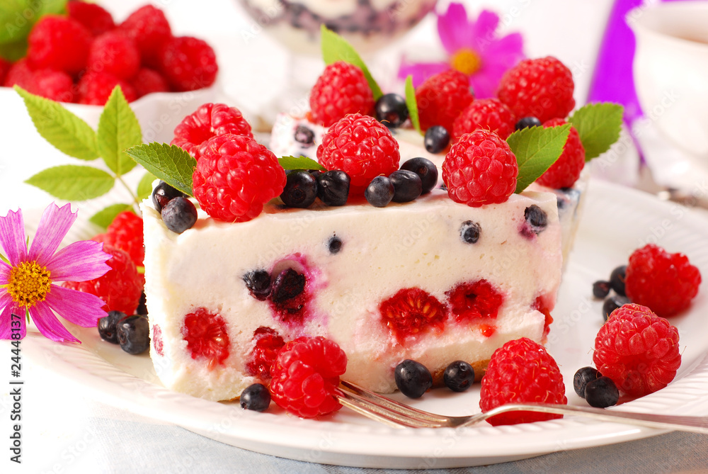 raspberry and blueberry cheesecake raspberry and blueberry cheesecake