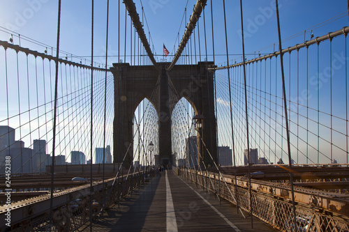 Brooklyn Bridge in New York © travelview