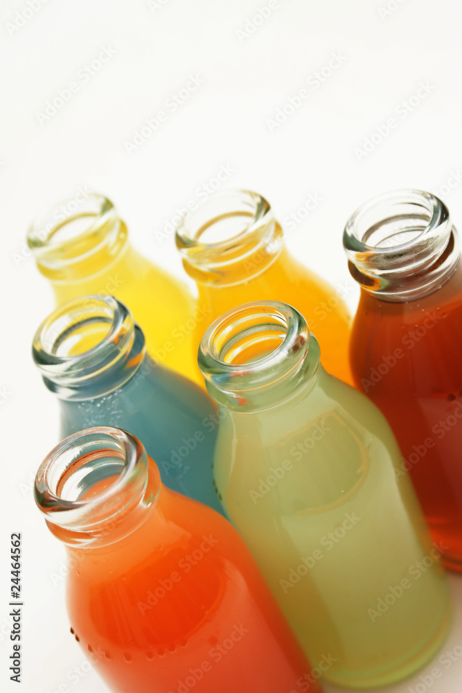 bunte saft flaschen bunte saft flaschen