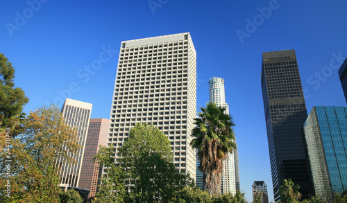 Los Angeles city skyline © Mike Liu