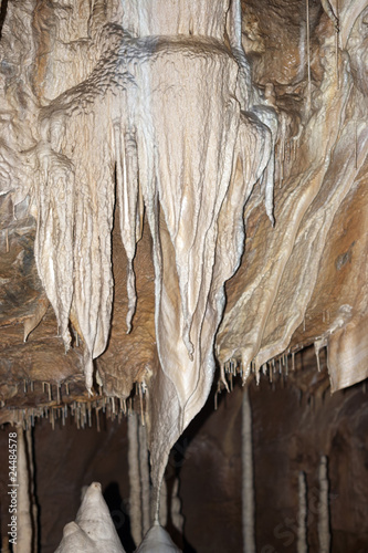 stalactites photo