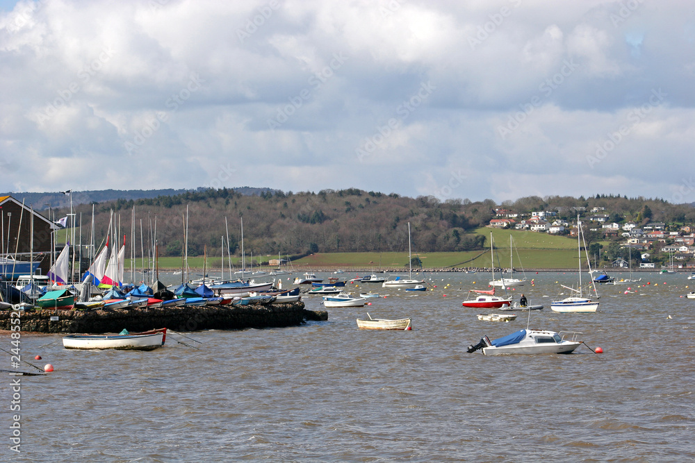 Fototapeta premium boats on River Exe