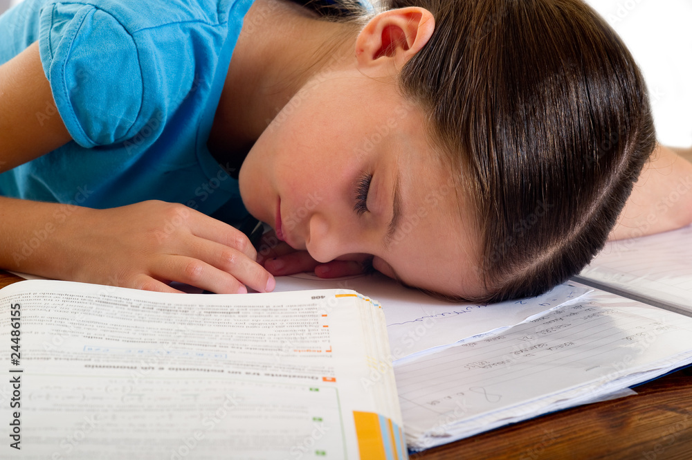 child sleep while study-bimba stanca di studiare child sleep while study-bimba stanca di studiare