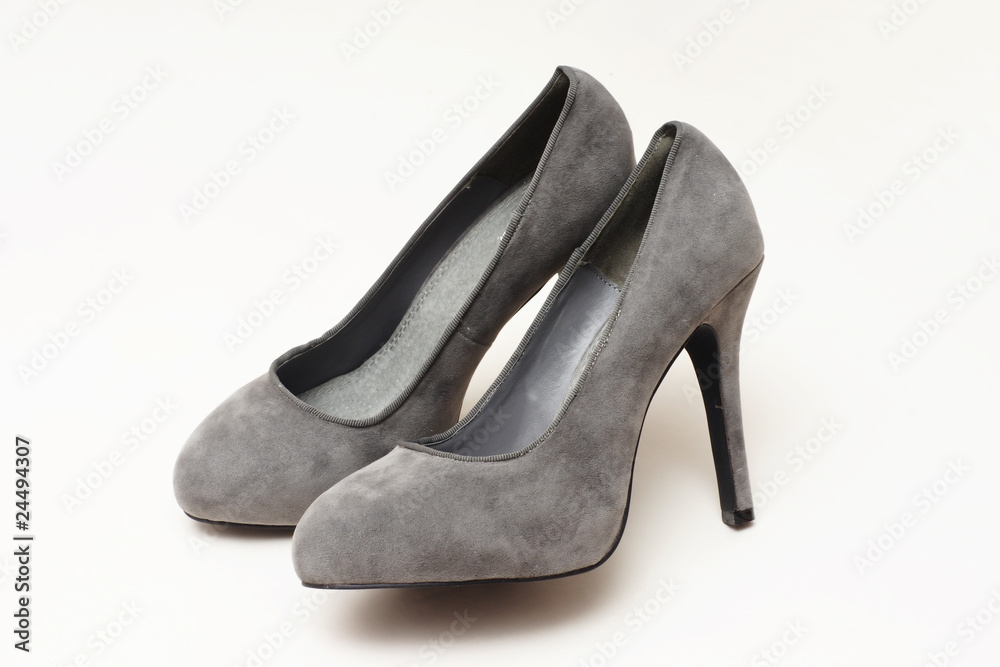 Fototapeta premium graue pumps high heels