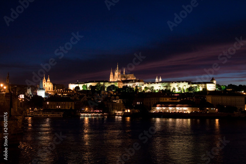 Praga Nocturno Castillo