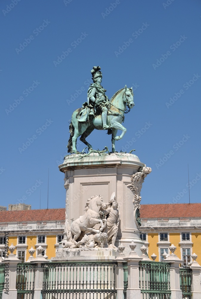 Statue of King José in Lisbon