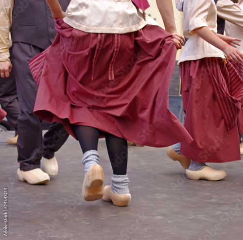 dutch dancers in festival