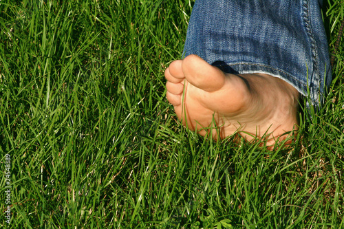 barefoot in grass © Alex Ciopata