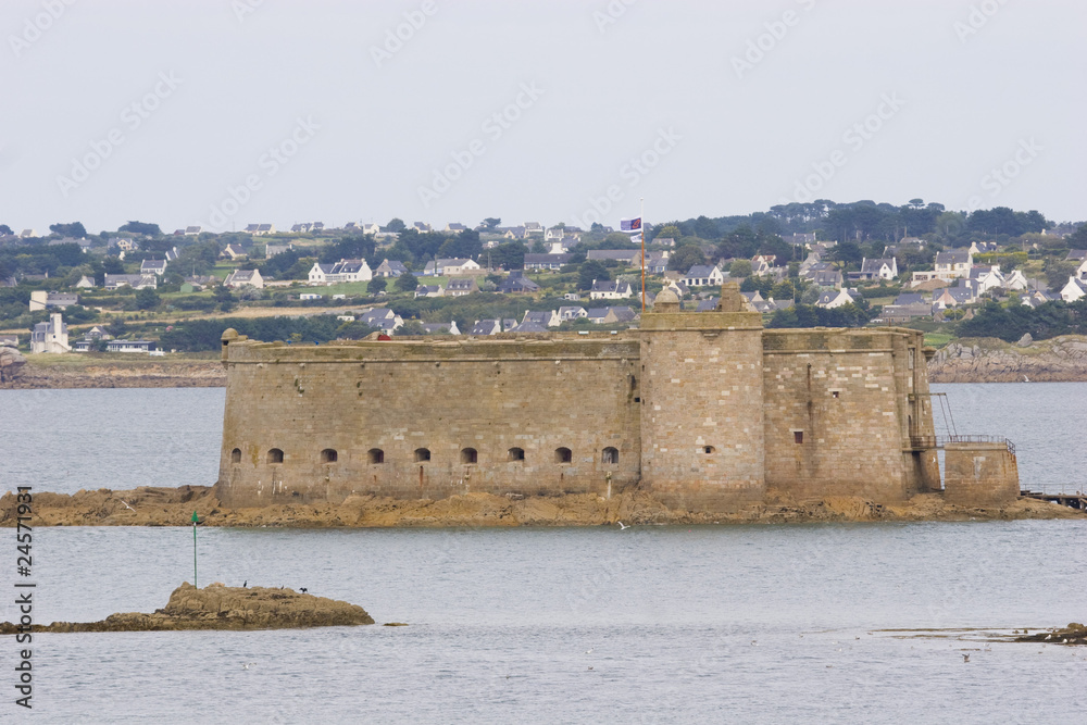 an old castle in the sea, in brittany, bull castle