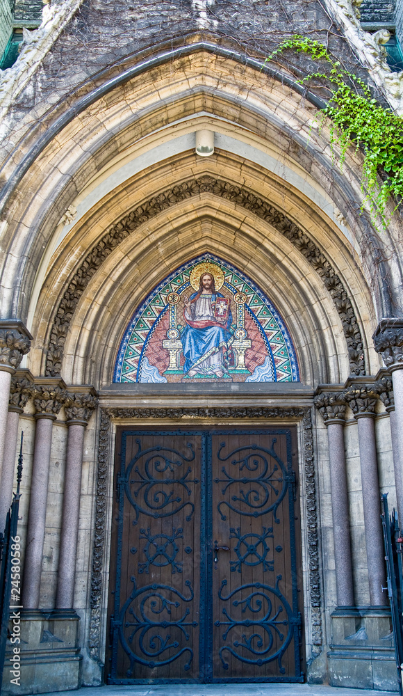 Fototapeta premium Eingang der Paulikirche in Braunschweig