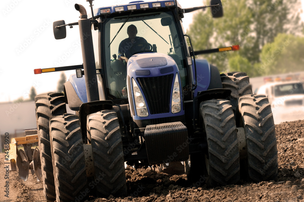 Naklejka premium Tractor