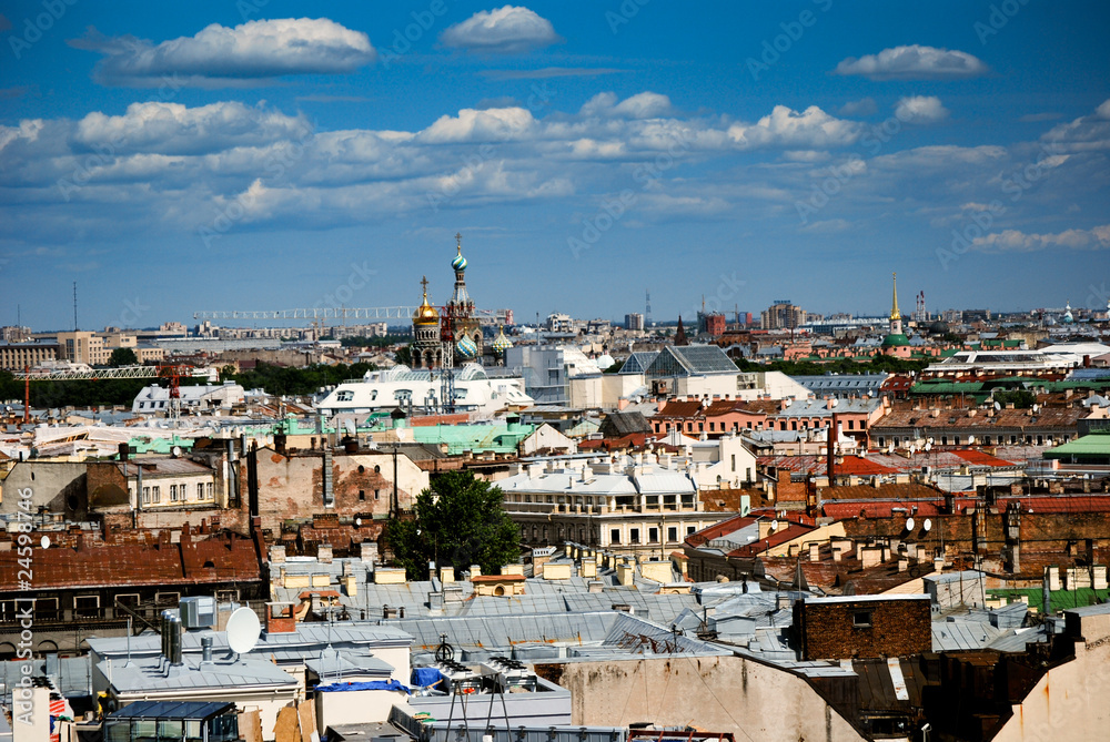 Sur les toits de Saint Petersbourg