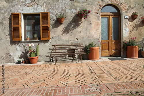 Fototapeta Naklejka Na Ścianę i Meble -  Tuscan lifestyle