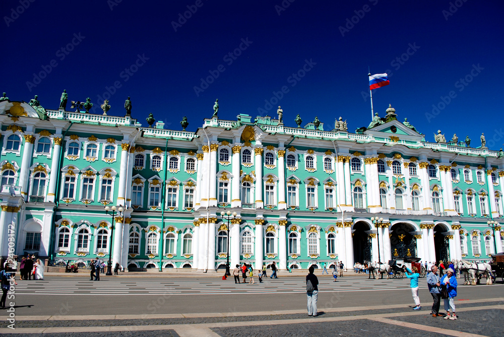 Palais d'Hiver à Saint Petersbourg