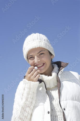 Justine,rire,hiver,labello