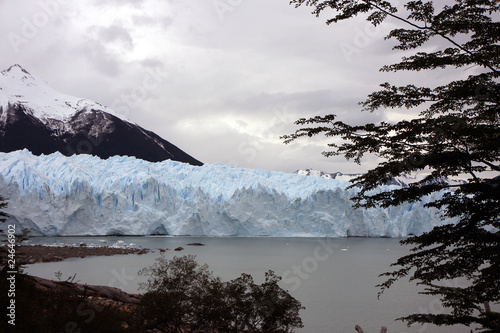 Glacier Perito Moreno © Yevgenia Gorbulsky