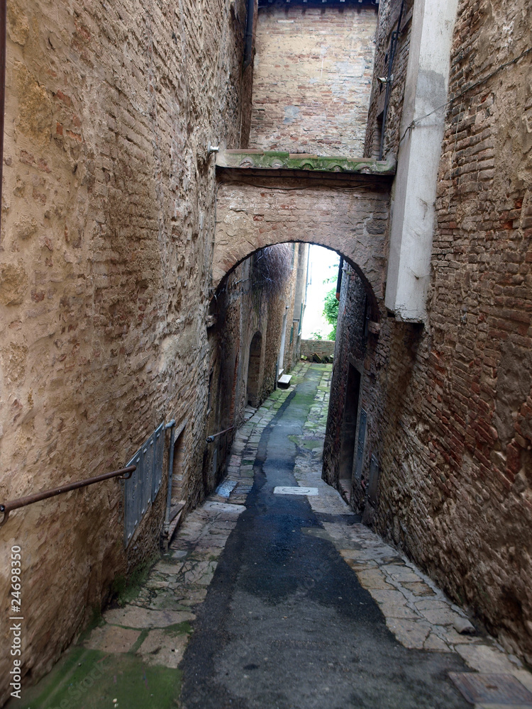 Montepulciano - the narrow streets of the historic city center