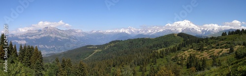 Vue panoramique depuis le Col du Jaillet © marité74