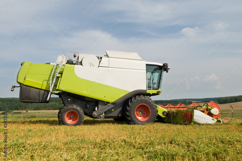 Obraz premium harvesting combine