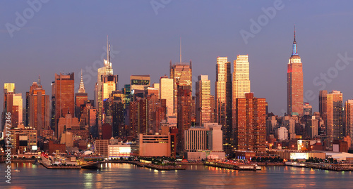 New York City Manhattan sunset © rabbit75_fot