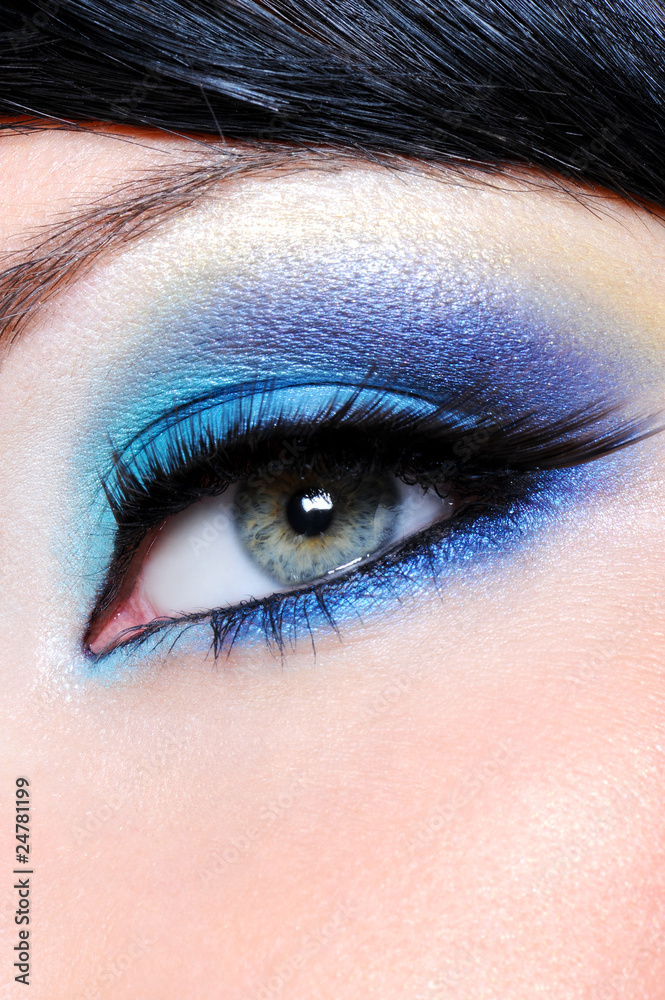 Obraz premium Fashion make-up with long false eyelashes