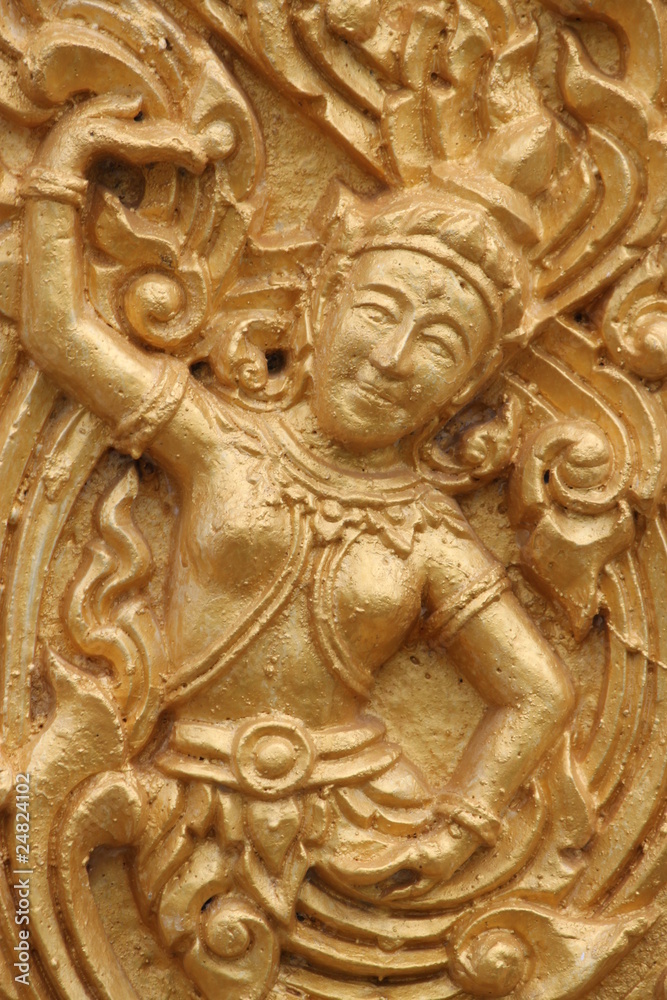 art on pillar, Wat Sorayanmuni, Borabue