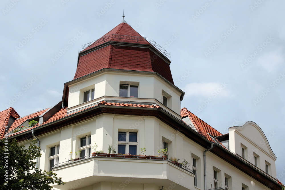Turm-und Giebelhaus